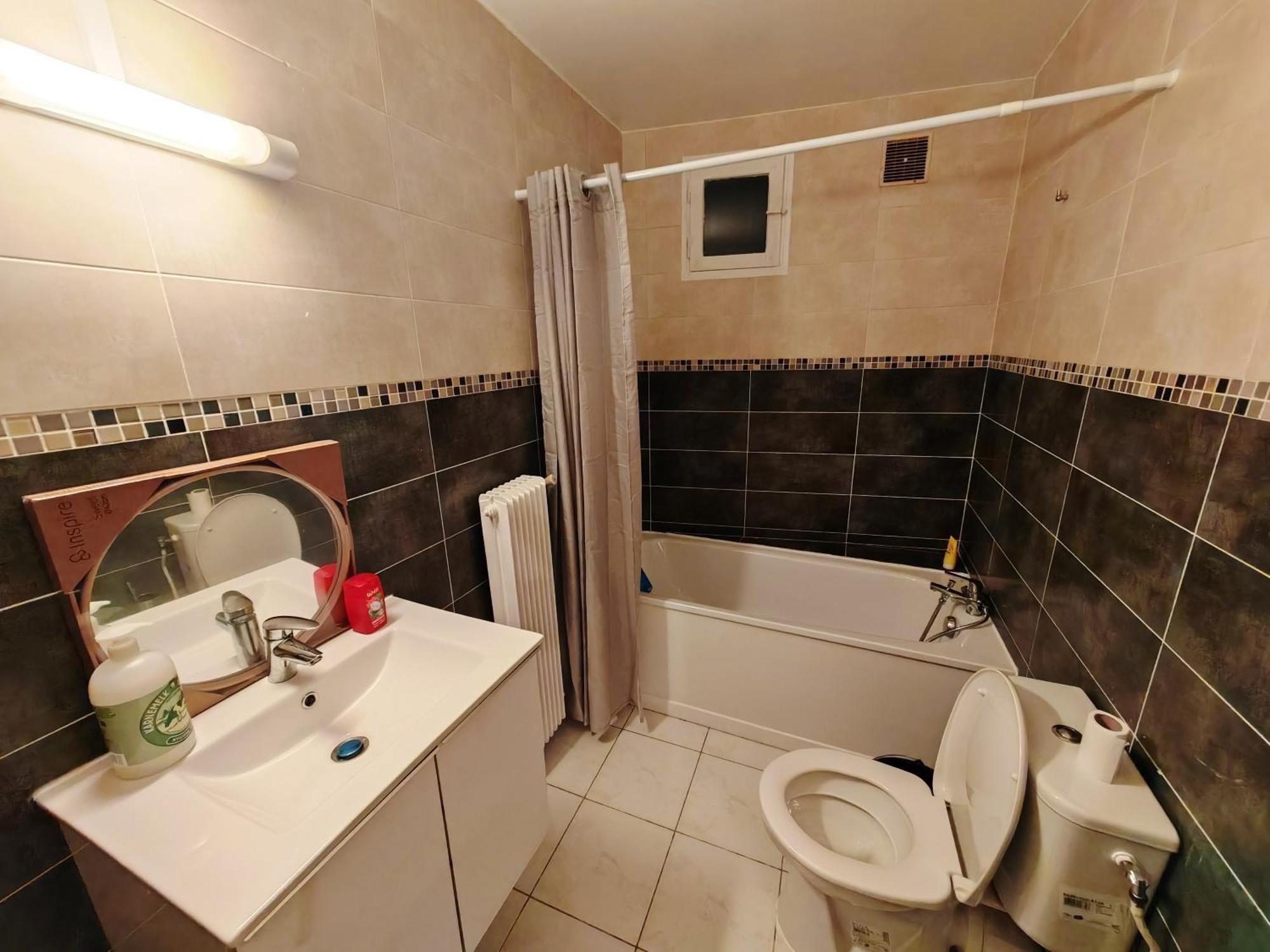 Appartement F1 Equipe Avec Ascenseur, Parking Et Pres Des Transports à Argenteuil Extérieur photo
