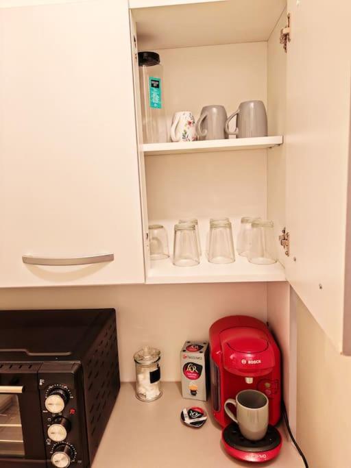 Appartement F1 Equipe Avec Ascenseur, Parking Et Pres Des Transports à Argenteuil Extérieur photo