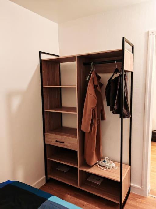 Appartement F1 Equipe Avec Ascenseur, Parking Et Pres Des Transports à Argenteuil Extérieur photo