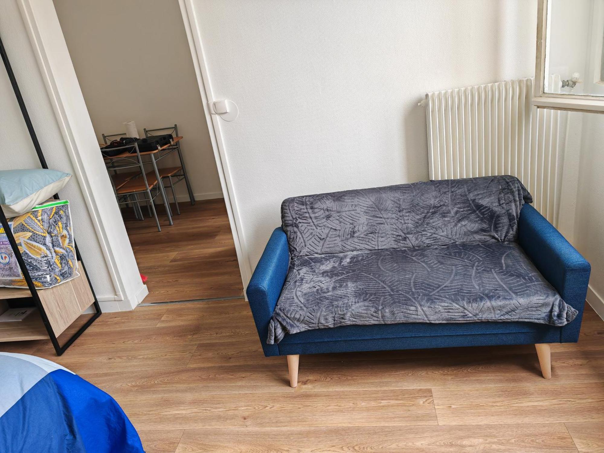 Appartement F1 Equipe Avec Ascenseur, Parking Et Pres Des Transports à Argenteuil Extérieur photo